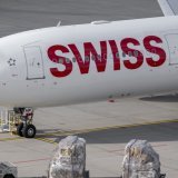 Des pénuries persistantes d'avions, de moteurs et de pilotes, ont également pesé sur le résultat semestriel de Swiss. (archive) KEYSTONE/CHRISTIAN MERZ